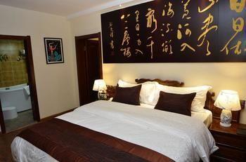 Kunming Green Lake Hostel Екстер'єр фото